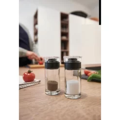 Leonardo Salz-und-Pfefferstreuer Cucina 037715, Set, Aus Glas / Kunststoff, Transparent -Produkte Für Zuhause 21791192ccd32c741ee6adb1d9a417b6c211e266 salz und pfefferstreuer leonardo cucina 037715